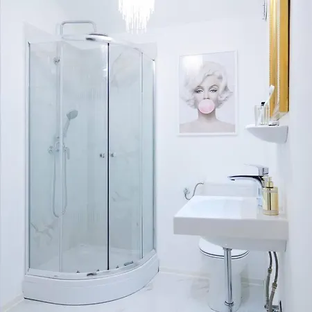 White Bliss Hideaway * Liubliana